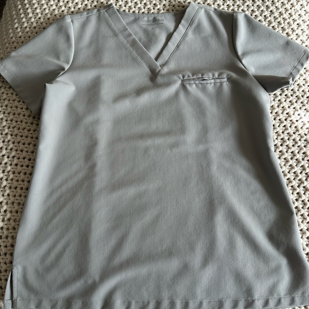 Gray V-Neck Women's Top set